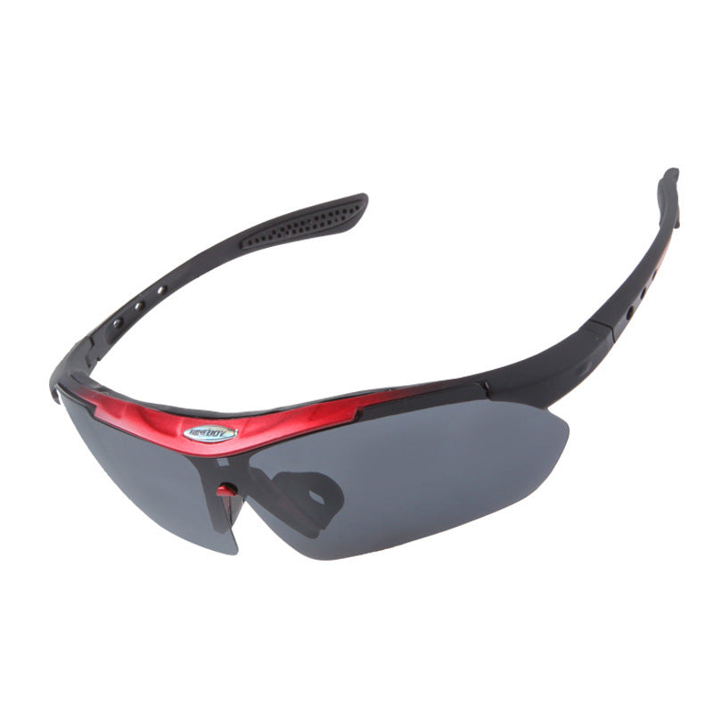 Polarized Cycling Glasses with Myopia Support