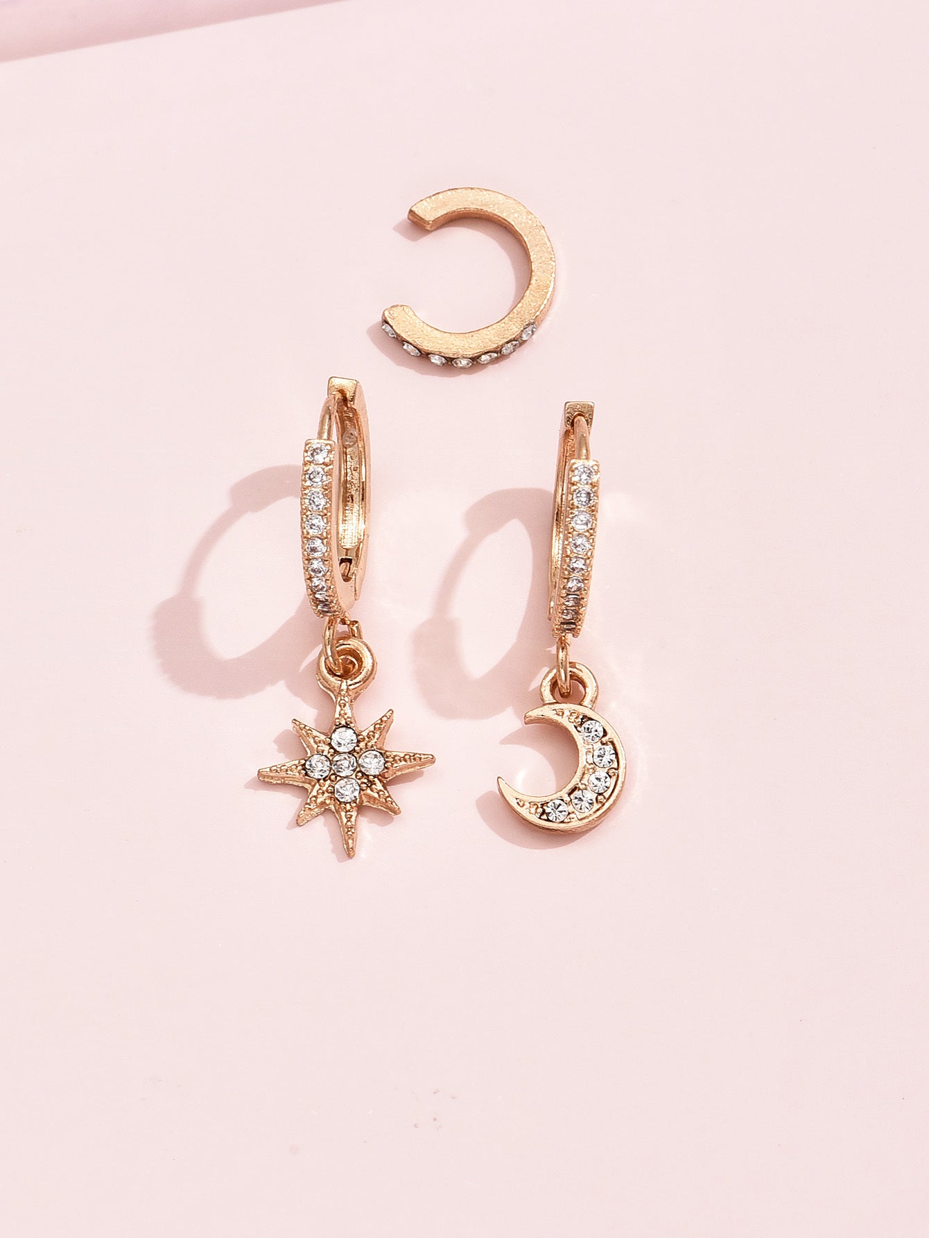 European &amp; American Fashion Statement Earrings